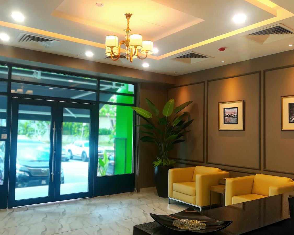 The Loft Plaza Hotel Bangi Exterior photo