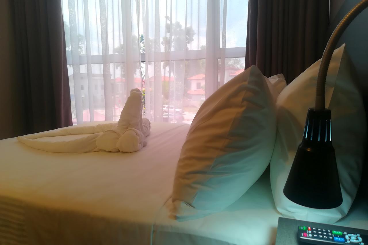The Loft Plaza Hotel Bangi Exterior photo