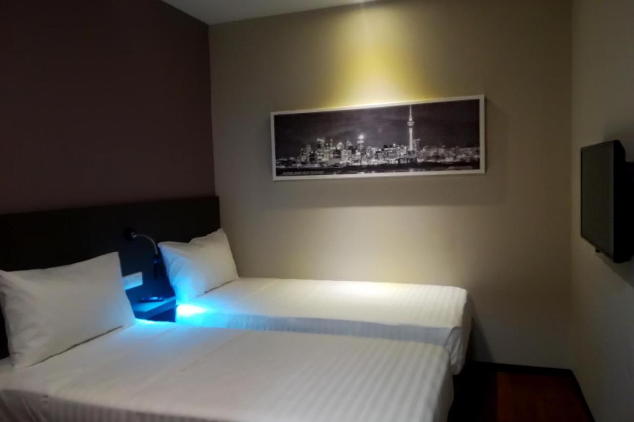 The Loft Plaza Hotel Bangi Exterior photo
